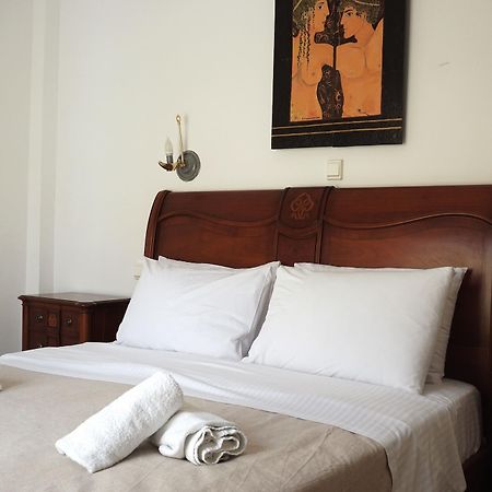 Black Sand Apartments Kamari  Ngoại thất bức ảnh