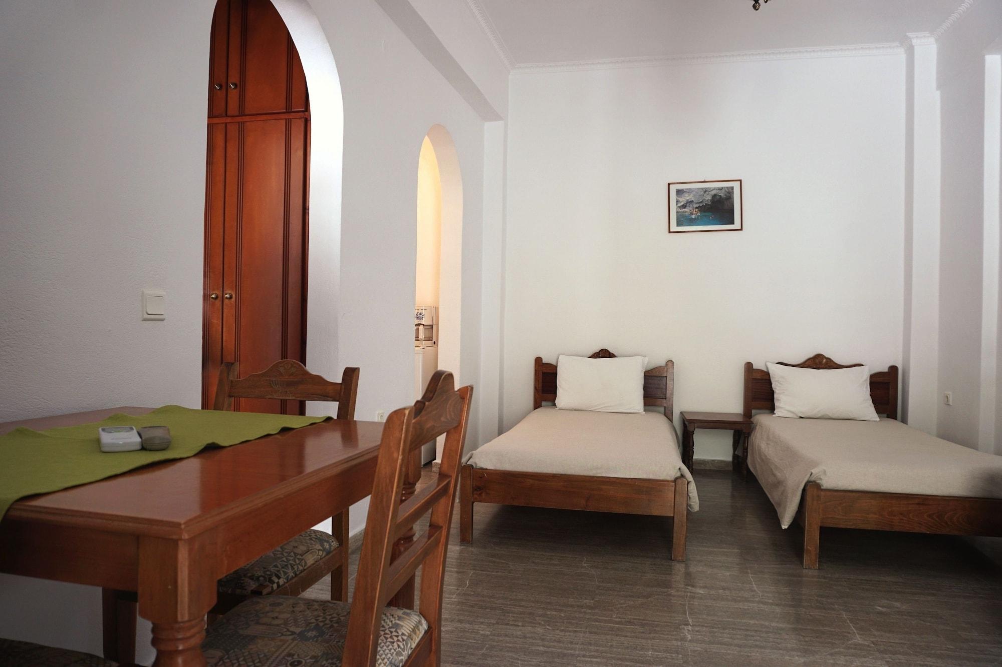 Black Sand Apartments Kamari  Ngoại thất bức ảnh