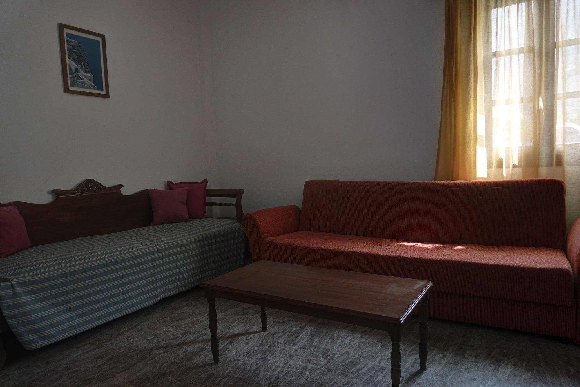 Black Sand Apartments Kamari  Ngoại thất bức ảnh