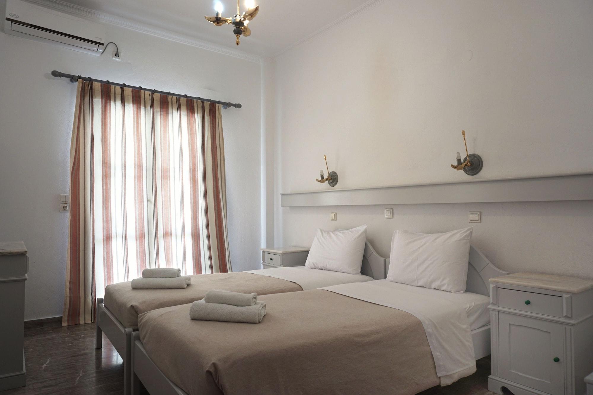 Black Sand Apartments Kamari  Ngoại thất bức ảnh