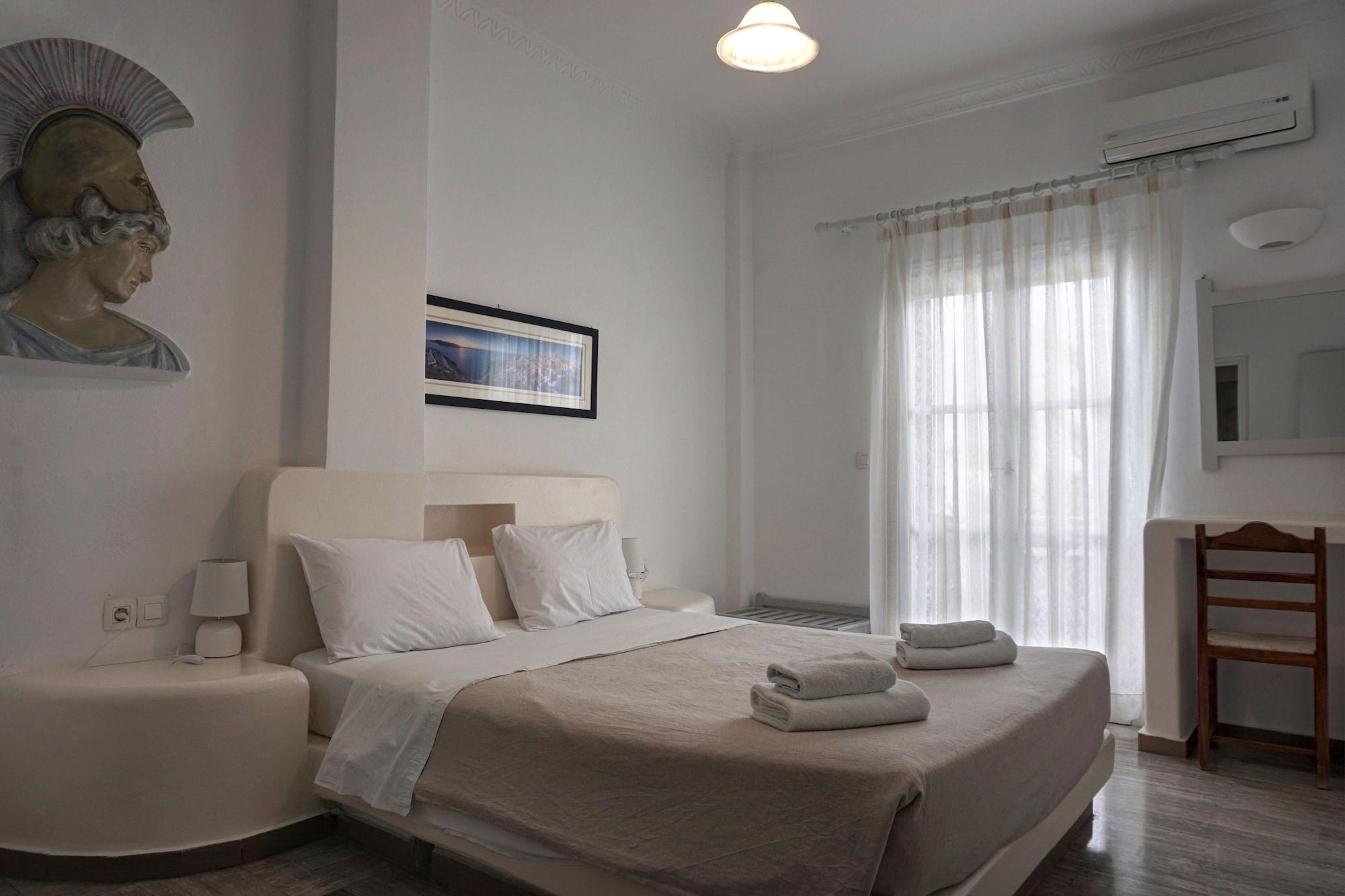 Black Sand Apartments Kamari  Ngoại thất bức ảnh