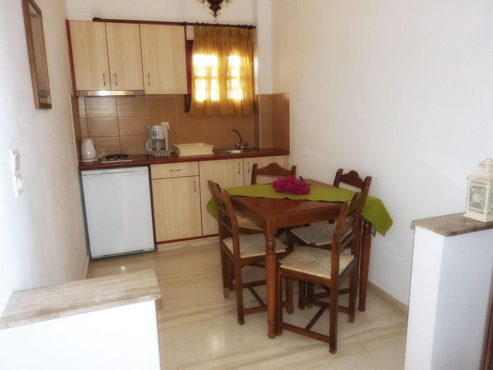 Black Sand Apartments Kamari  Ngoại thất bức ảnh